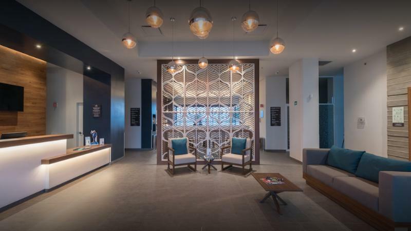 Microtel Inn & Suites By Wyndham Irapuato Eksteriør bilde