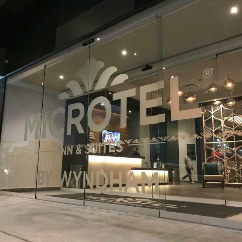 Microtel Inn & Suites By Wyndham Irapuato Eksteriør bilde